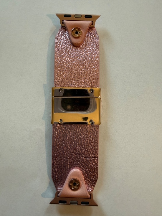 Pink Vacheta Watchlet